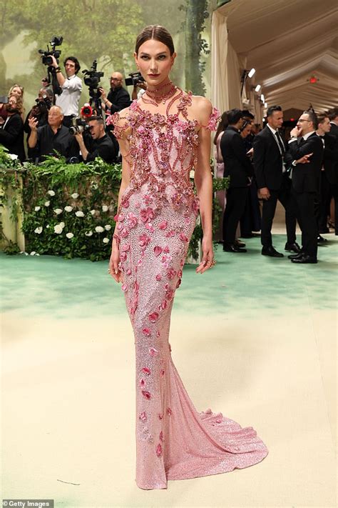 karlie kloss versace met gala|swarovski met gala dresses.